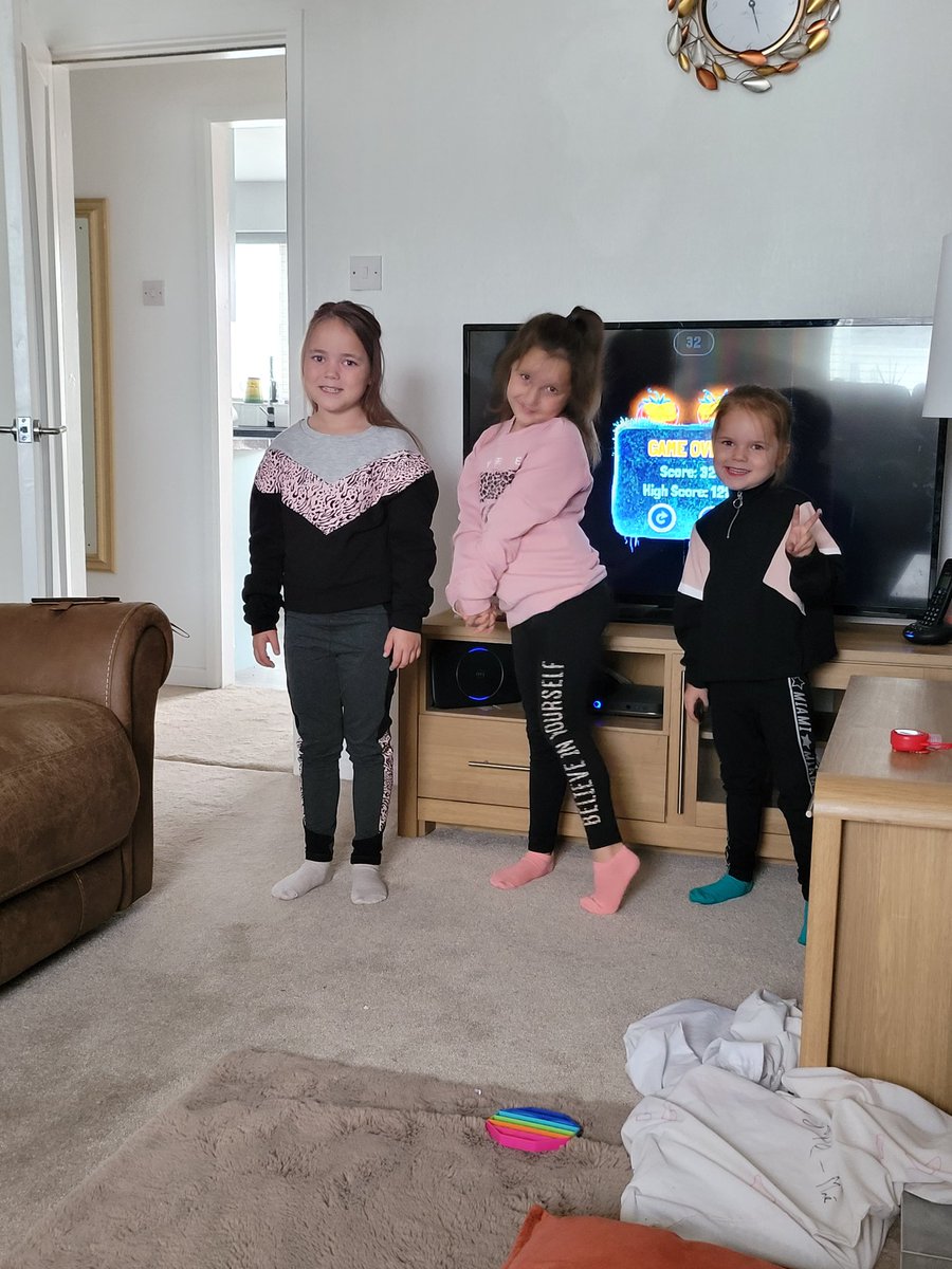 2jacksandastaff's tweet photo. #GrandmaChallenge 💙 My three posers. Am I doing this right @AngeW61317728 https://t.co/L8LEUruMSN