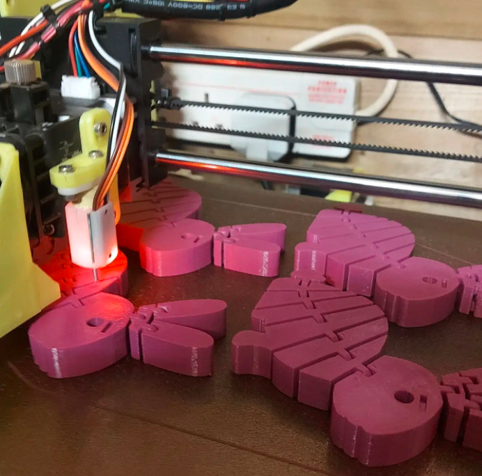 3DFilaPrint's tweet photo. . @Fillamentum Purple has been hopping all over @functional_3d #PrintBed this week!
https://t.co/u3OXwMMjZF
'Flexi rabbits almost done in #filLamentum #extrafill #traffic #purple - @3dfilaprint
#am8 #hemera by @e3donline with #skr14turbo
#3dfilaprint #3dprinter #3dprinting ' https://t.co/bKxmkkeq1S