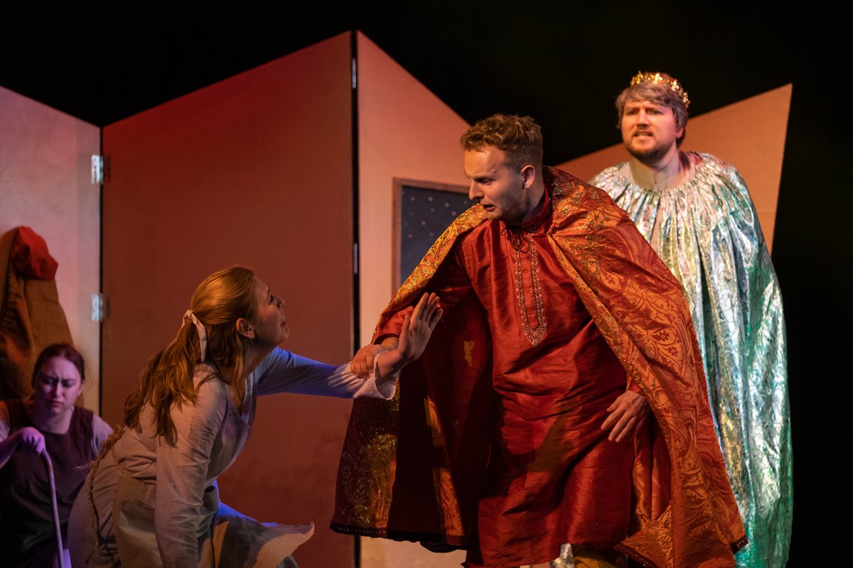 NorthernOpera's tweet photo. Take a look at our stunning dress rehearsal photos from #AmahlandtheNightVisitors (📷 Rhian Hughes)

Still tickets available for both performances tomorrow at 2pm and 6pm - just £7, and includes a free copy of our award-winning #Cinderella film!

https://t.co/arlNbBBfJ1 https://t.co/pVKhsBiRGW