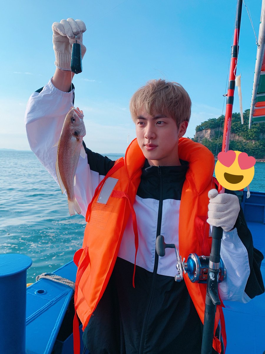 AfraeJ's tweet photo. #SEOKJIN 
Gapoy birthday to the purest soul in this world may god protect you 
Stay happy 🥰💜💜💜 https://t.co/LkRupznyd6