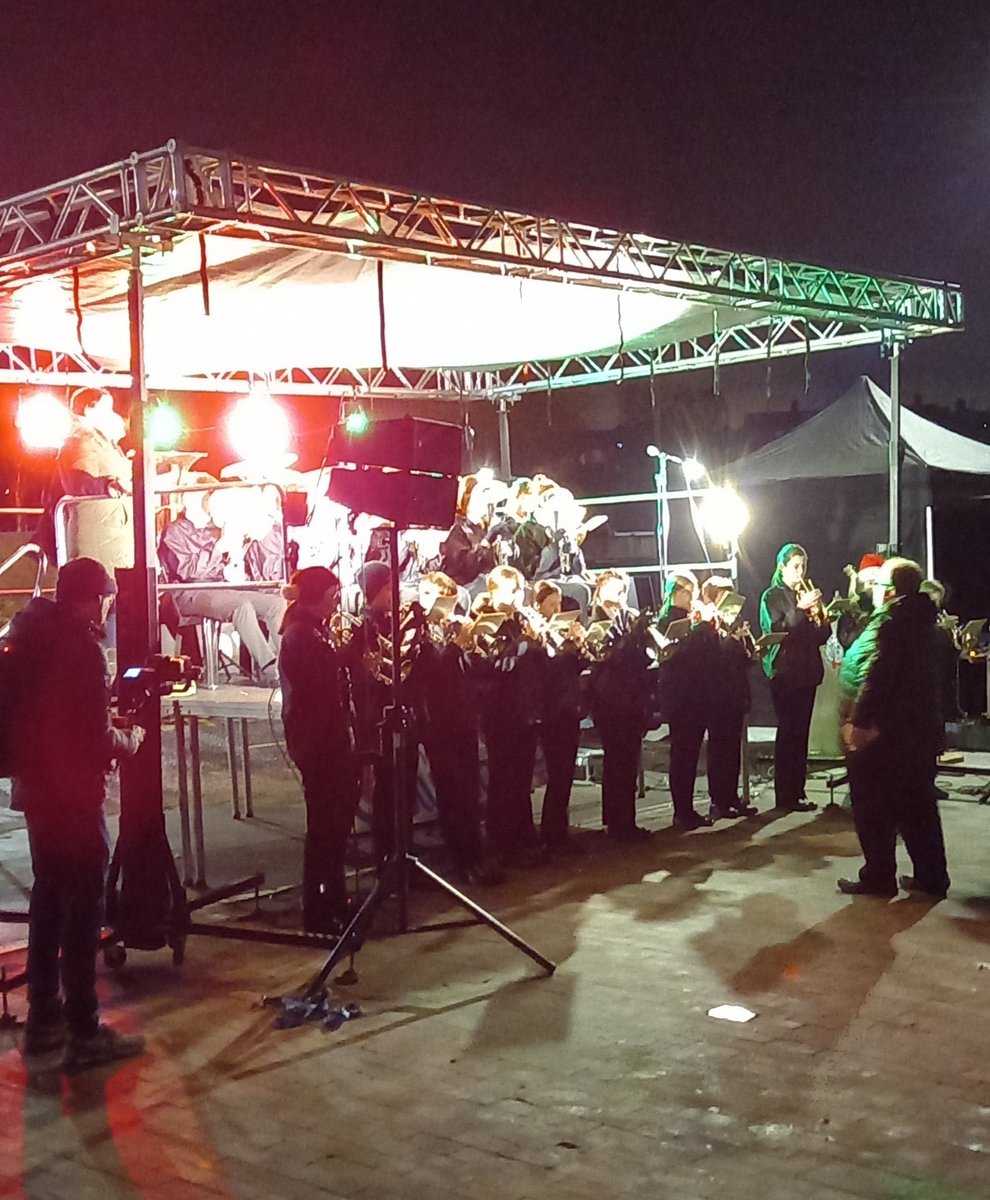 Great evening at the <a href="/MiddlewichTC/">Middlewich TC</a> Lights Switch On.
Thanks to <a href="/silk1069/">Cheshire's Silk 106.9</a> for the constant promotion of the organisation.
Great event, well done to all the organisers.