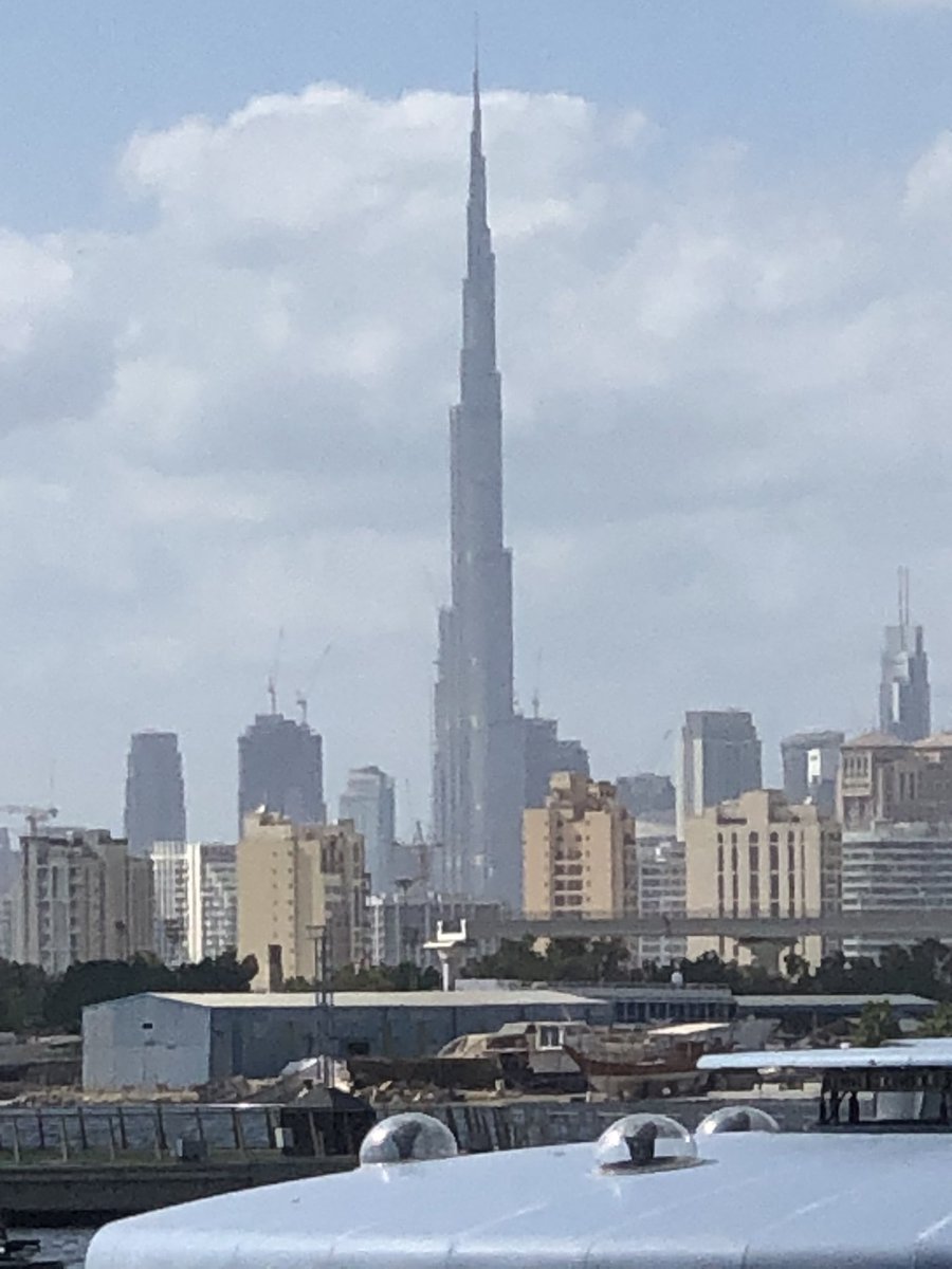 DrUlunUlug's tweet photo. MEFS kongresi için Dubaideyim. Çölün ortasında ama denizin kenarında ufak Amerika in��a etmişler https://t.co/8rKhBn3ImU
