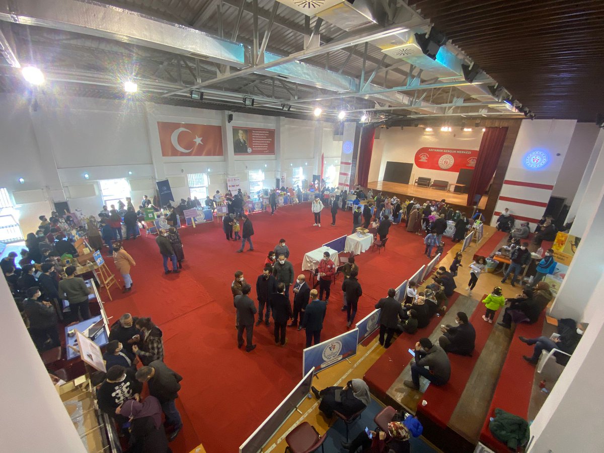 GSB_Adiyaman's tweet photo. DENEYAP ATÖLYESİ ROBOTİK
VE KODLAMA ŞENLİĞİ

Adıyaman’da geleceğin "teknoloji yıldızı" olmayı hedefleyen gençlerle #DENEYAP Teknoloji Atölyeleri Projesi kapsamında verdiğimiz 14 haftalık Robotik Kodlama Eğitimleri sonrasında Robotik Proje Şenliğimizi gerçekleştirdik. https://t.co/cqpvPQMQKC