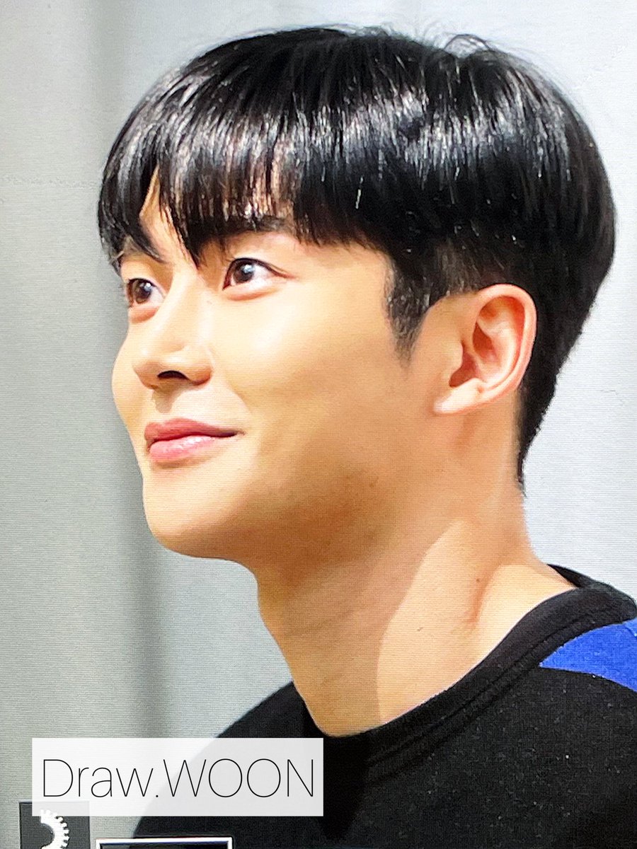 draw_WOON's tweet photo. 211204 팬사인회

정체... 초코볼..?🤎

#SF9 #에스에프나인 #로운 
#ROWOON #ロウン #김석우 #金路云 https://t.co/h3crM7T3T8