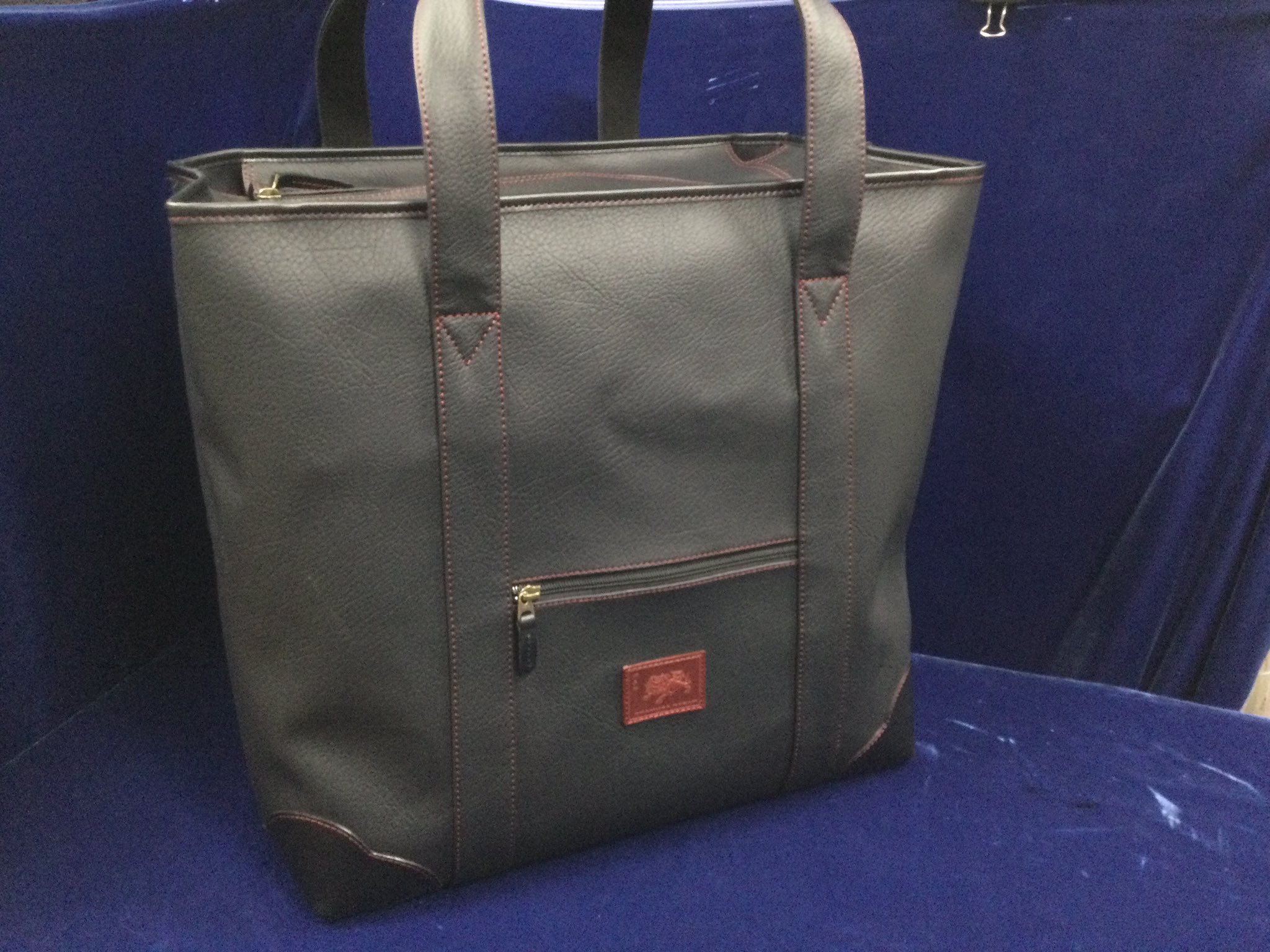 中古】 銀のあざみ/ハーパーコリンズ・ジャパン/スザンナ・ファース