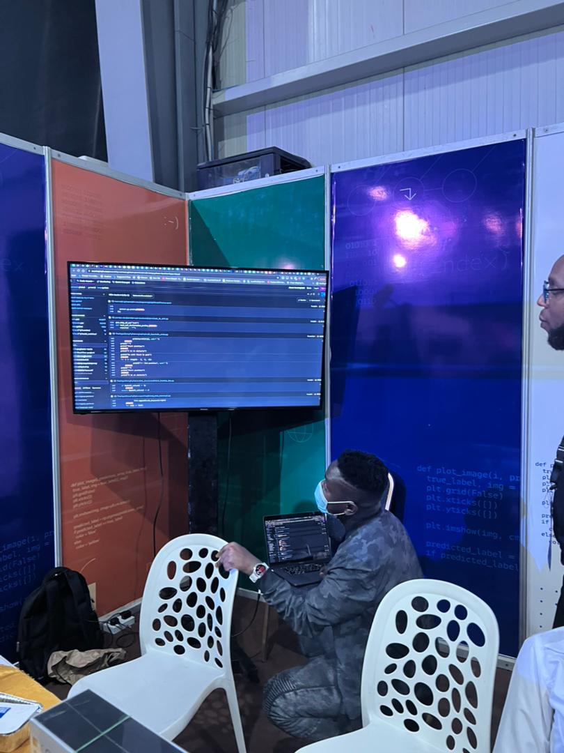 Samson_Goddy's tweet image. Taught Python use cases with @sourcegraph while demoing  #DevFestLagos2021.