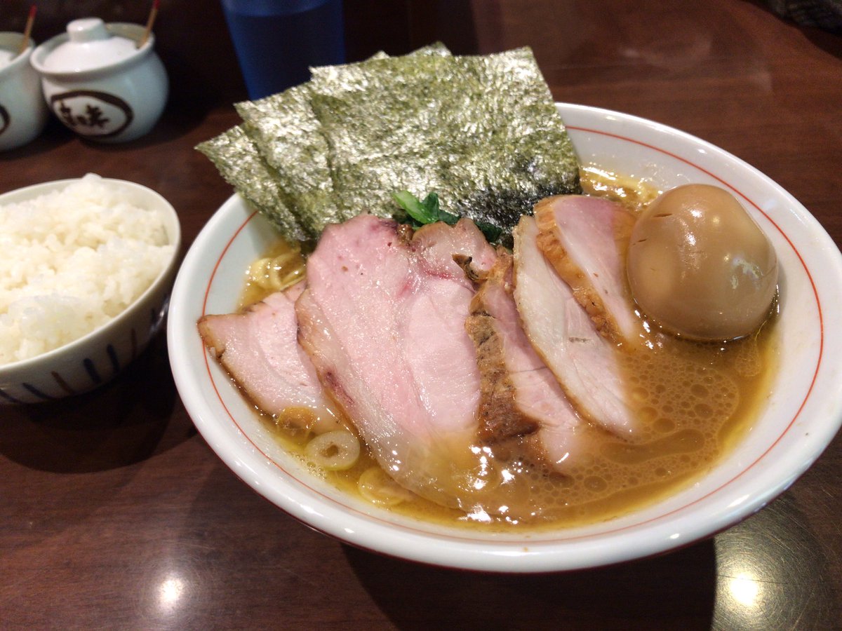 MiraiZipang's tweet photo. らーめん飛粋。食べたら飛ぶぞ https://t.co/GSTYFji33D