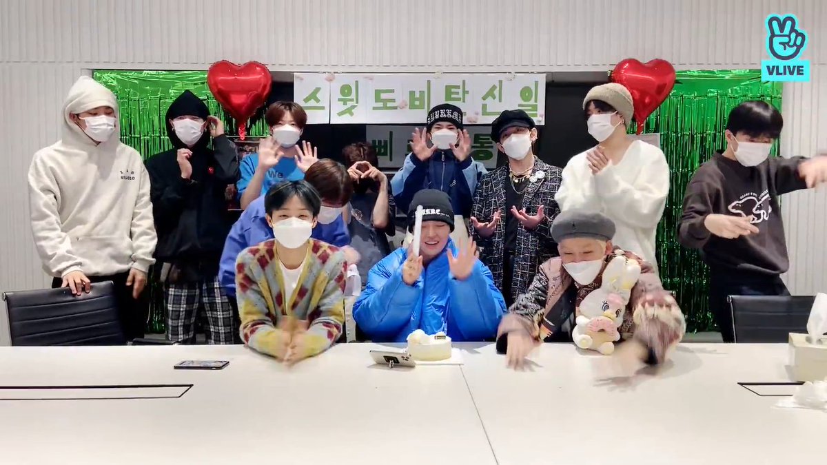 missingtrsr's tweet photo. FINALLY OT12! I MISSED THEM TOGETHER https://t.co/7TOOOu7AuS