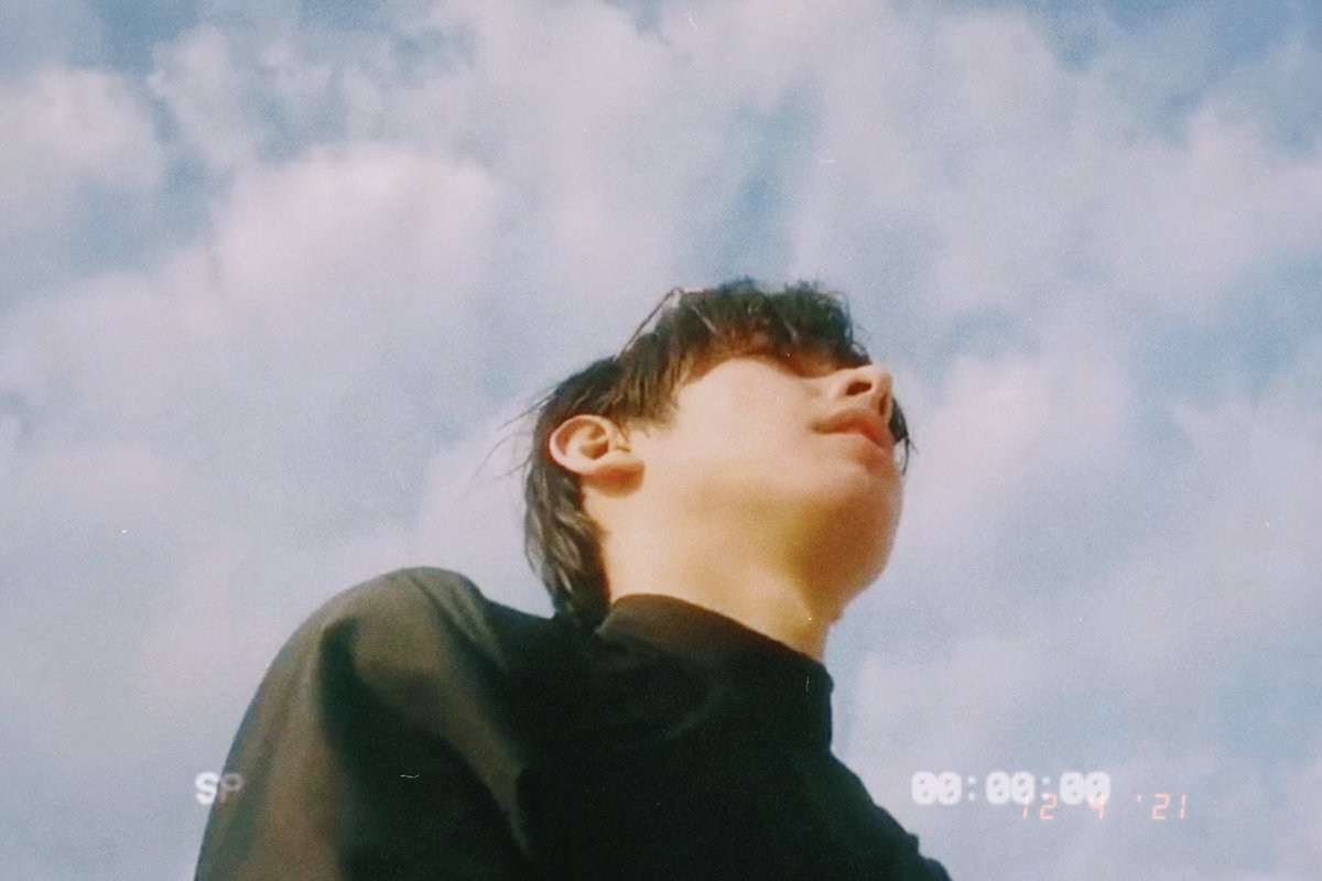 jahdiary's tweet photo. his beauty really chooses no angle, right 😭 anyways, siargao vlog part two will be up tomorrow at 7pm! <3 

#SB19_JUSTIN @SB19Official https://t.co/AEaJvTPoGN