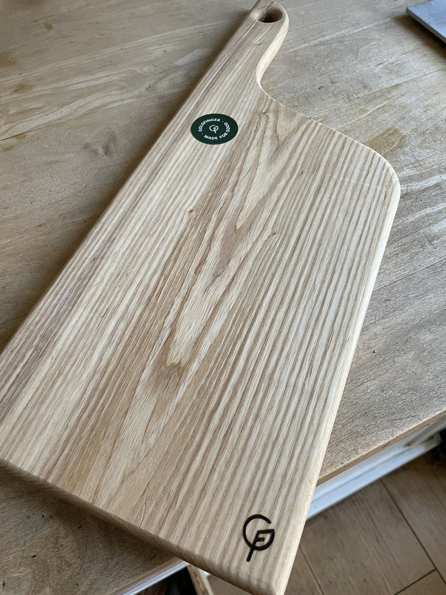 Doing some Christmas shopping <a href="/goldfingerHQ/">Goldfinger</a> Support your local businesses this Xmas and today on @SmallBizSatUK #shoplocal <a href="/RBKC/">Royal Borough of Kensington and Chelsea</a> #madeforgood