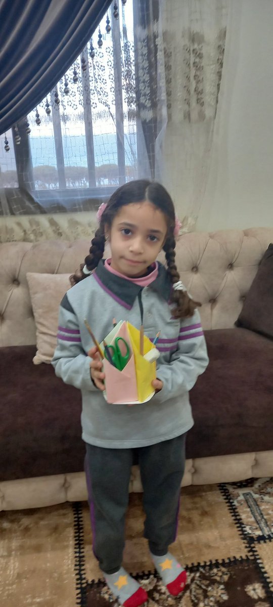 مايا معروف 
<a href="/AyaSamhoune/">Aya M. Samhoune</a> @Rayan_al_masri