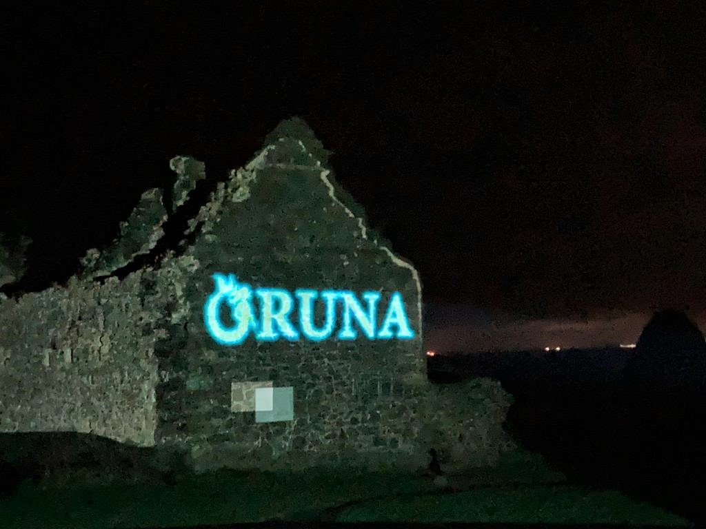 #StudioFV's team on location at #BridgingDigital shoot #Dunure #SouthAyrshire @lizfable @UWSmedia
@UniWestScotland #NewMediaArt #ProjectionArt #ProjectionMapping @Intercult  @IKM_Gdansk #HellenicEducationAssociation @EUErasmusPlus
#digitalskills #informaleducation 2/2