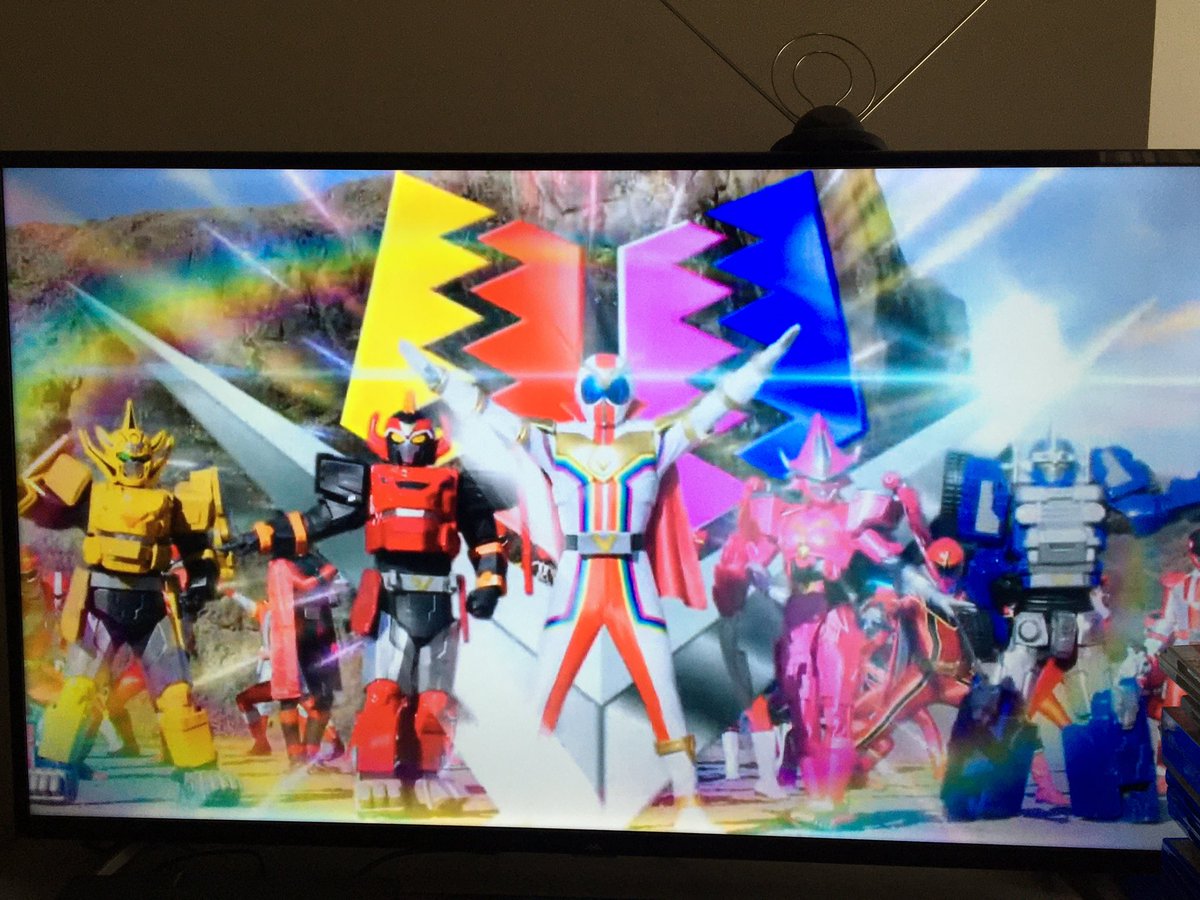 shadowsteve91's tweet photo. Currently programming on Japanese TV screens for 2021

#weekoftokusatsu #weekoftoku #kikaisentaizenkaiger #zenkaiger #ultramantrigger #kamenriderrevice #kamenrider #supersentai #ultraman #tokusatsu https://t.co/1dBRmX5Vht