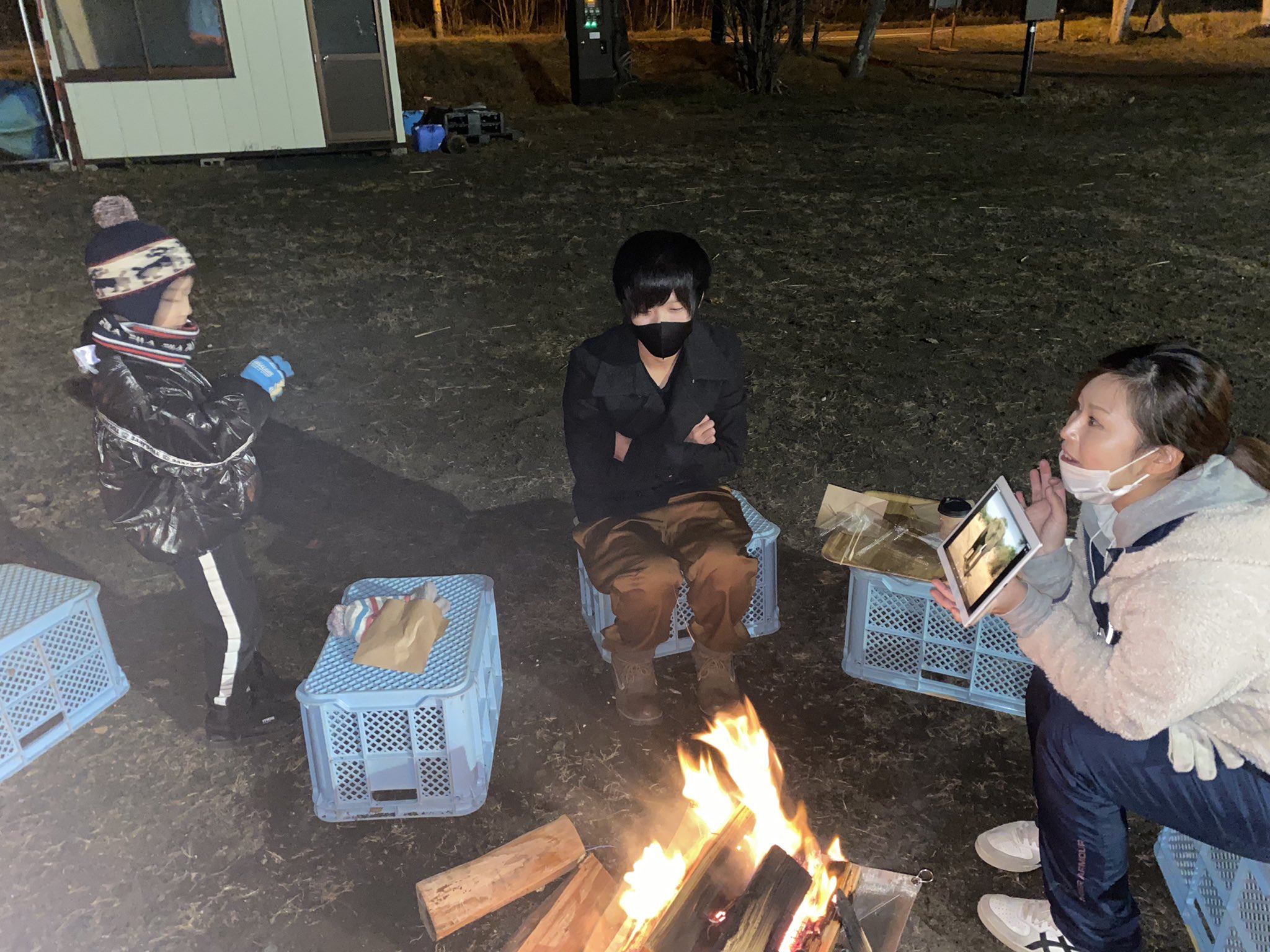تويتر Meg S English五十川佳恵 على تويتر 昨日のhomurafes お越しくださった皆さま 本当にありがとうございます 天候にも恵まれ 絶好の焚き火日和 たくさんの方から英会話やりたいとのお声 とても嬉しくて号泣ものでした 中にはタイミングにより対応できず