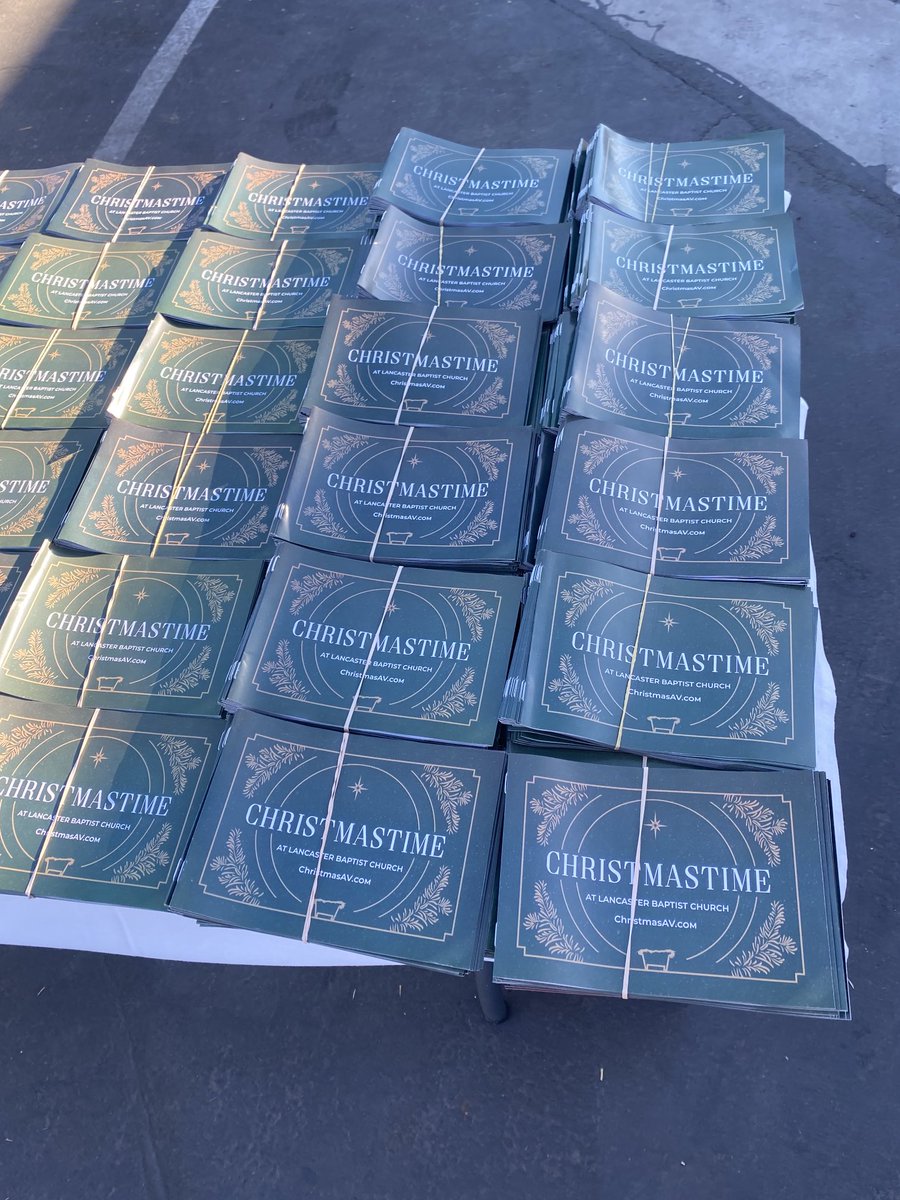 jerryferrso's tweet photo. Getting ready for our Christmas Outreach this morning! 🎄 https://t.co/krulXKsP7C