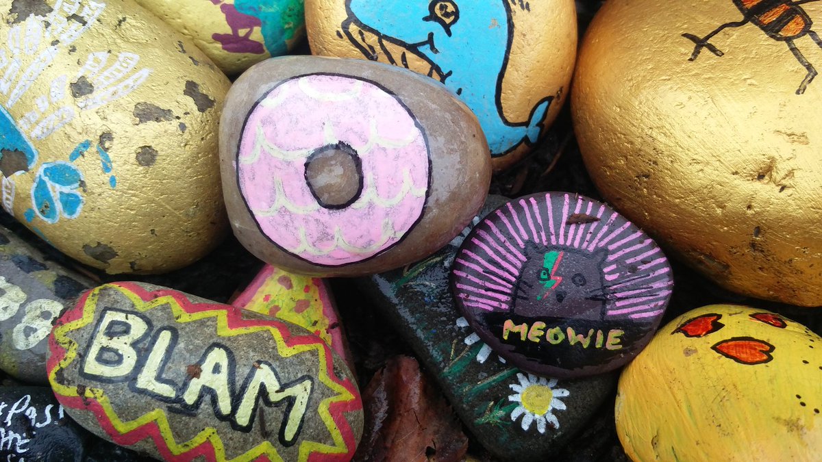 mummalarky's tweet photo. Party ring rock drop at #BensTree today, thanks to @Jess_Ra - Ben's favs π @PassTheSmileOrg #RockDrop https://t.co/1zK6U21sG8