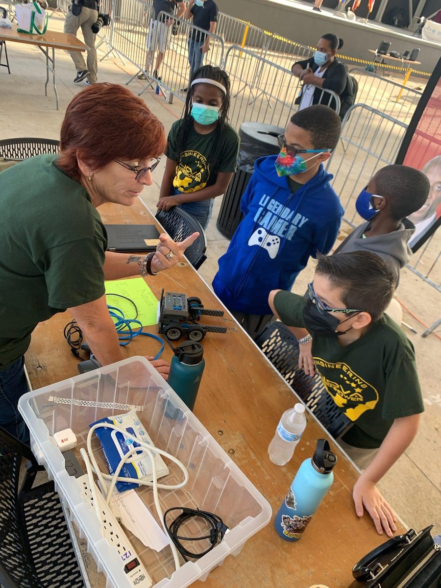 NEE 5th Grade tweet media