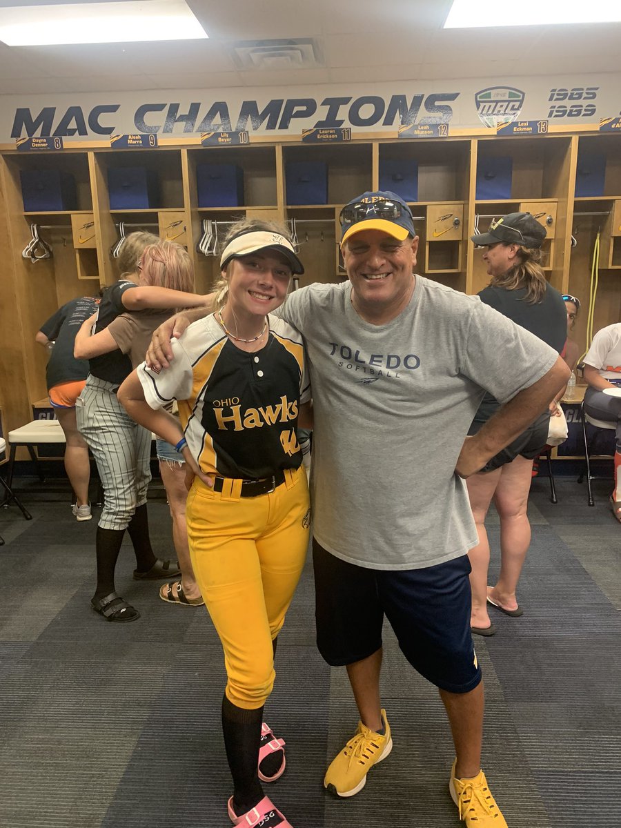MadysonYackee's tweet photo. I am super excited to announce that I will be continuing my academic and athletic career at the University of Toledo! I can’t wait to be a Rocket! GO ROCKETS! 🚀💛💙@JoeAbraham1010 @DarrickBrown23 @ToledoSoftball @OhioHawks @ladydvlsnation https://t.co/hnJSEt3MKM