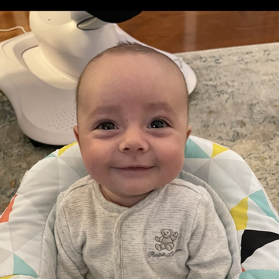Michael_Pittman's tweet photo. Lazy Saturday with my boy π #BabyBeck https://t.co/pLKbKLpKfz