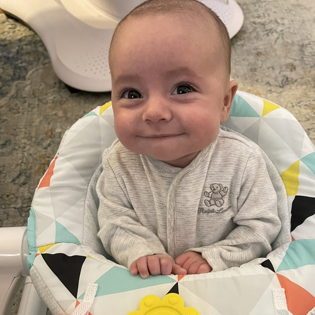 Michael_Pittman's tweet photo. Lazy Saturday with my boy π #BabyBeck https://t.co/pLKbKLpKfz