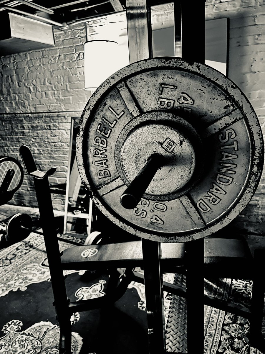 Jeffrey_M13's tweet image. Saturday morning #deload session+training partner #motivating . #resistancetraining