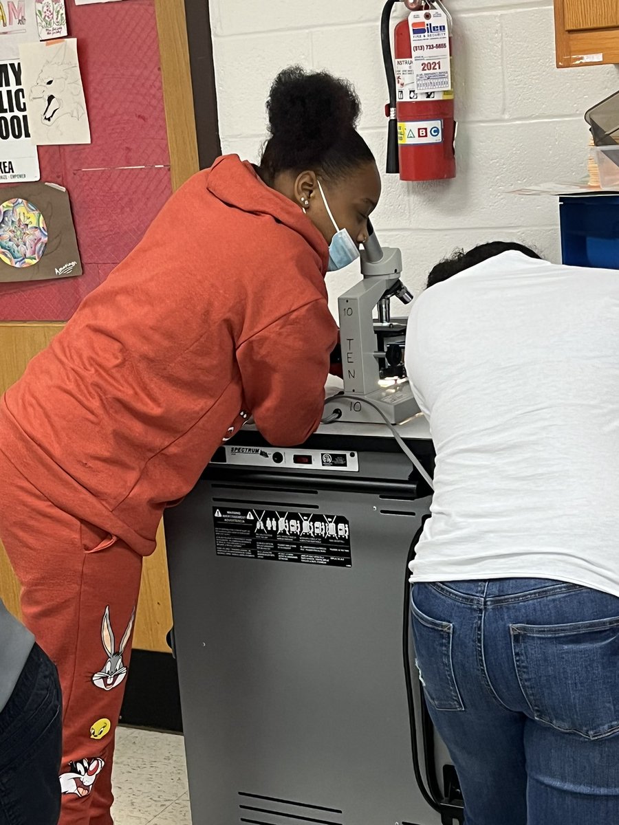 What better way to end our week in science than investigating cells?! <a href="/JonesJetsPride/">Jones Middle School</a>