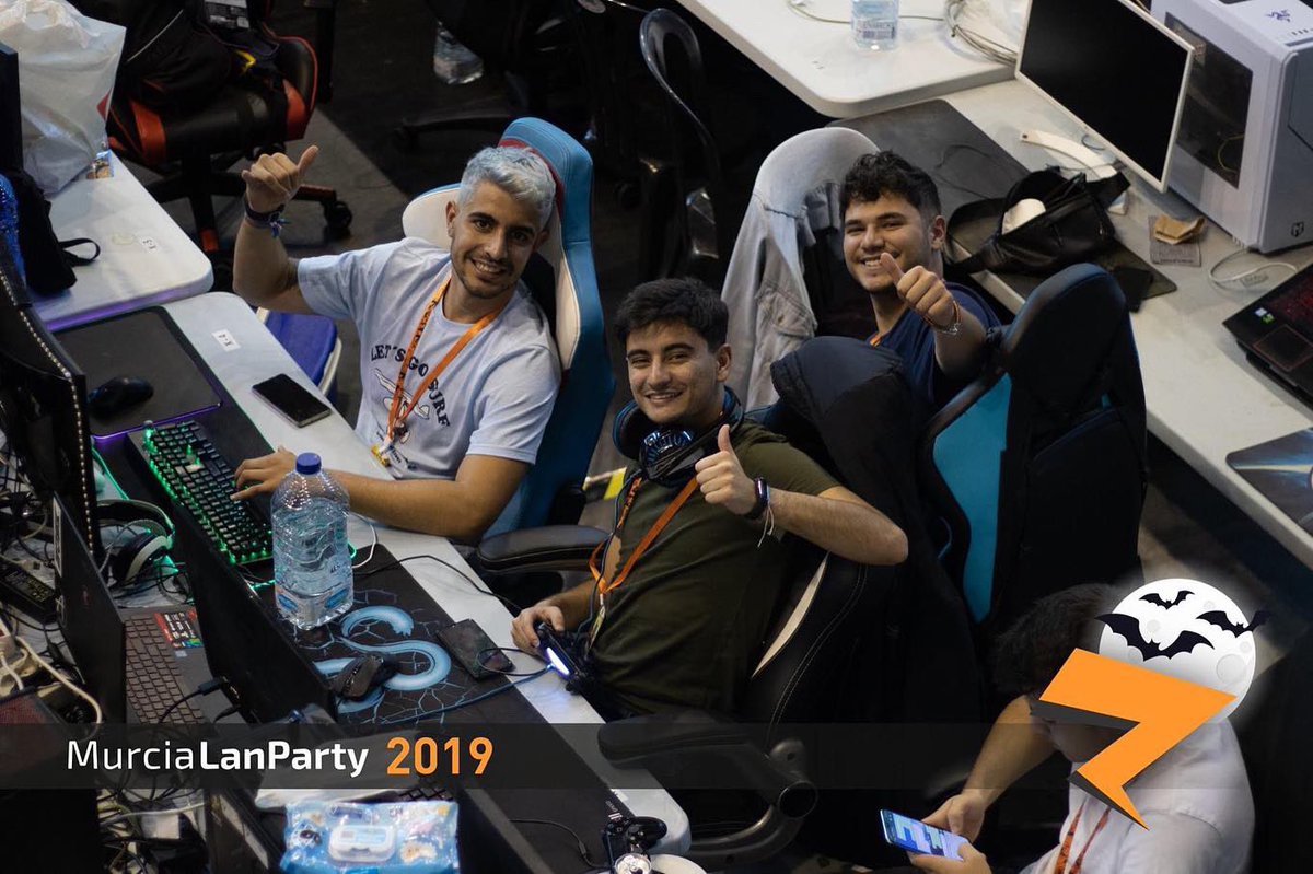 murcialanparty's tweet photo. 💥SORTEO

Os echamos mucho de menos por eso👇 

🎟 Sorteamos un pase doble para la próxima edición, entre todos los que publiquéis en twitter o instagram fotos vuestras en la MLP. 

Requisitos👇
🏷 Etiqueta a @murcialanparty
#️⃣ Hashtag #virtuaMLP21
⏲ Hasta el martes a las 23.59h https://t.co/6gwt4aPUCG