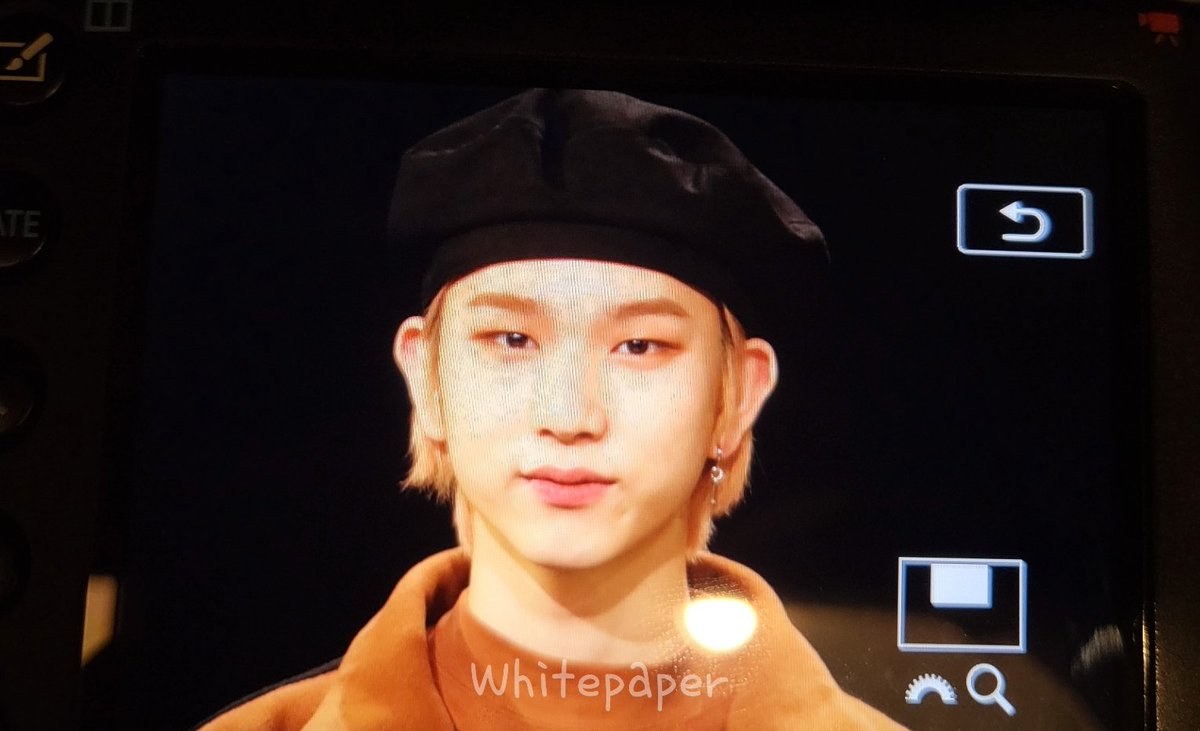 WHITEPAPE_R's tweet photo. 211204 지마켓글로벌

보고싶었어❤

#EPEX #이펙스 #BAEKSEUNG #백승 #백지야 https://t.co/4YZKPazaq7