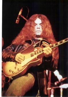 Happy 70th birthday to the amazing Gary Rossington, who was born on this day in 1951. 