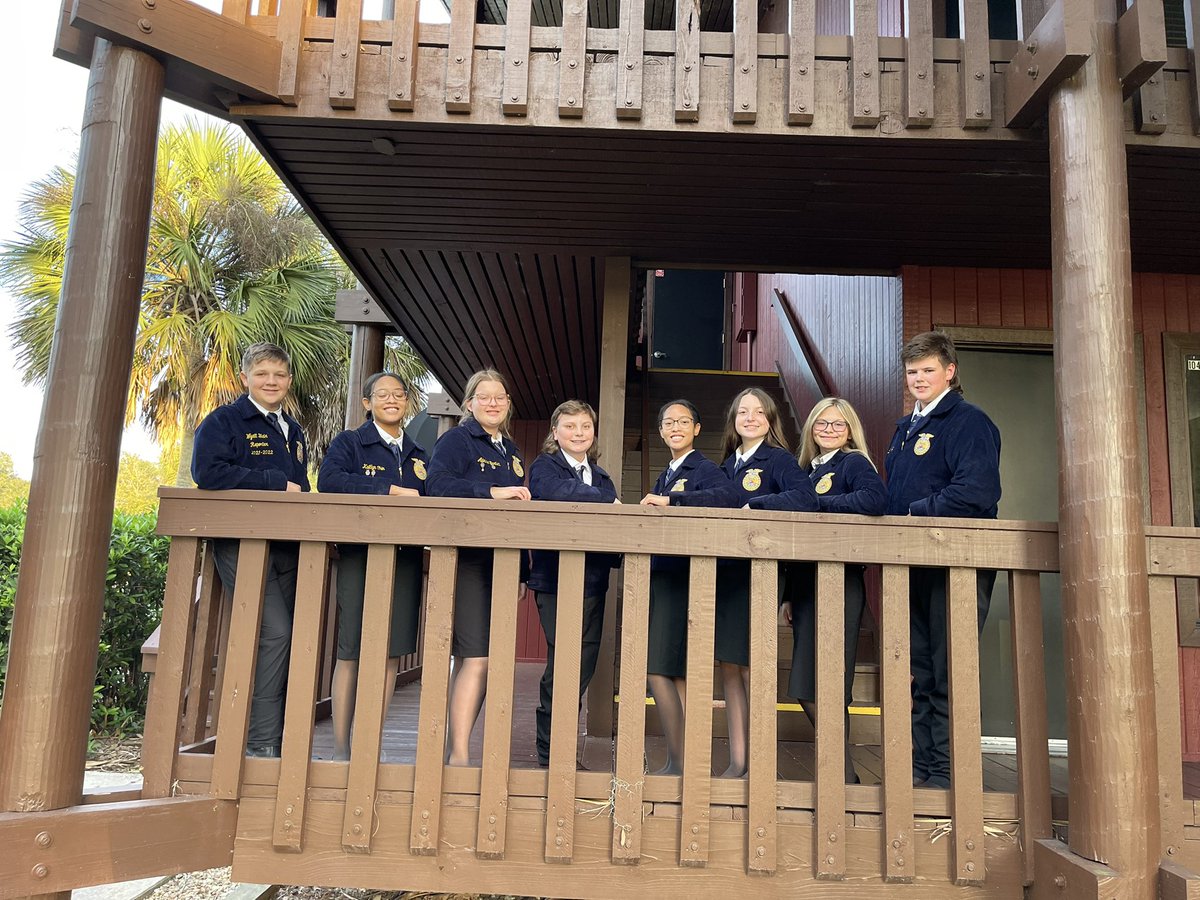 potter_252's tweet photo. FL FFA Middle School Conference has been one for the books!  Thank you to those that planned an amazing event for our students, we are so grateful for you!  My Ivy Hawn Middle FFA team, you make me so proud!  #thelegacyisours #flffa #ivyhawnproud #mykids https://t.co/ndzTL3LAON