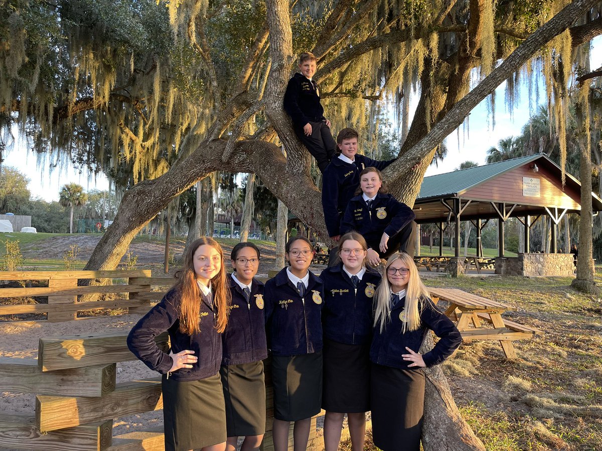 potter_252's tweet photo. FL FFA Middle School Conference has been one for the books!  Thank you to those that planned an amazing event for our students, we are so grateful for you!  My Ivy Hawn Middle FFA team, you make me so proud!  #thelegacyisours #flffa #ivyhawnproud #mykids https://t.co/ndzTL3LAON