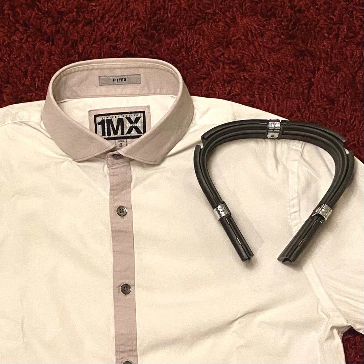 SnapCollar's tweet photo. Need the cure for a sloppy neck? Check out how SnapCollar straightens up this two-tone club collar with ease 👕😎
#SnapCollar #ShirtTermGoals #Fresh #Collar #SnapIn #Professional #LookingGood #LookingSharp #LookingSmart #Style #Fashion #Gift #GiftIdeas #BeforeAndAfter https://t.co/G1wgV72tHW