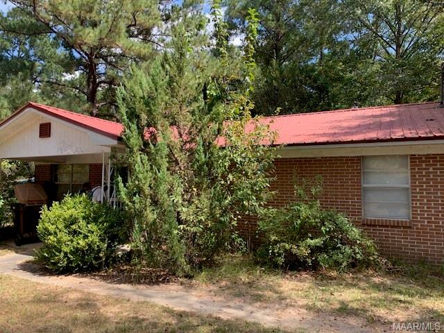 ahfhomes's tweet photo. Kelly Colley would love to show you the #listing at 1491 County Road 49 Road #Midway #AL  #realestate https://t.co/bWYFEMVUug https://t.co/vFweoQ5y45