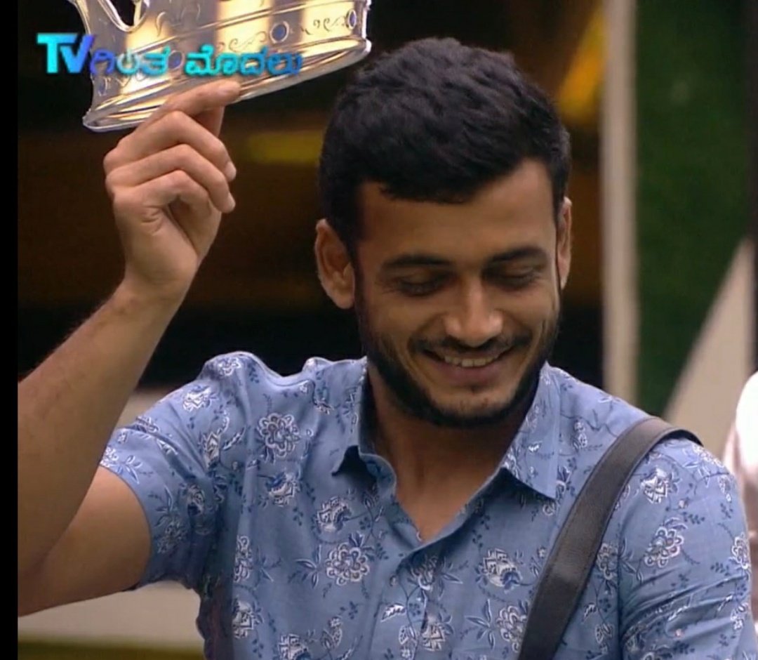 shara_tweets_'s tweet photo. FINISHING is different
FINISHING IN STYLE is different
#KPForWin
#KingKP
#BBK8
#HBDAravindKP @aravindkp85 https://t.co/vnHvjl5ADc