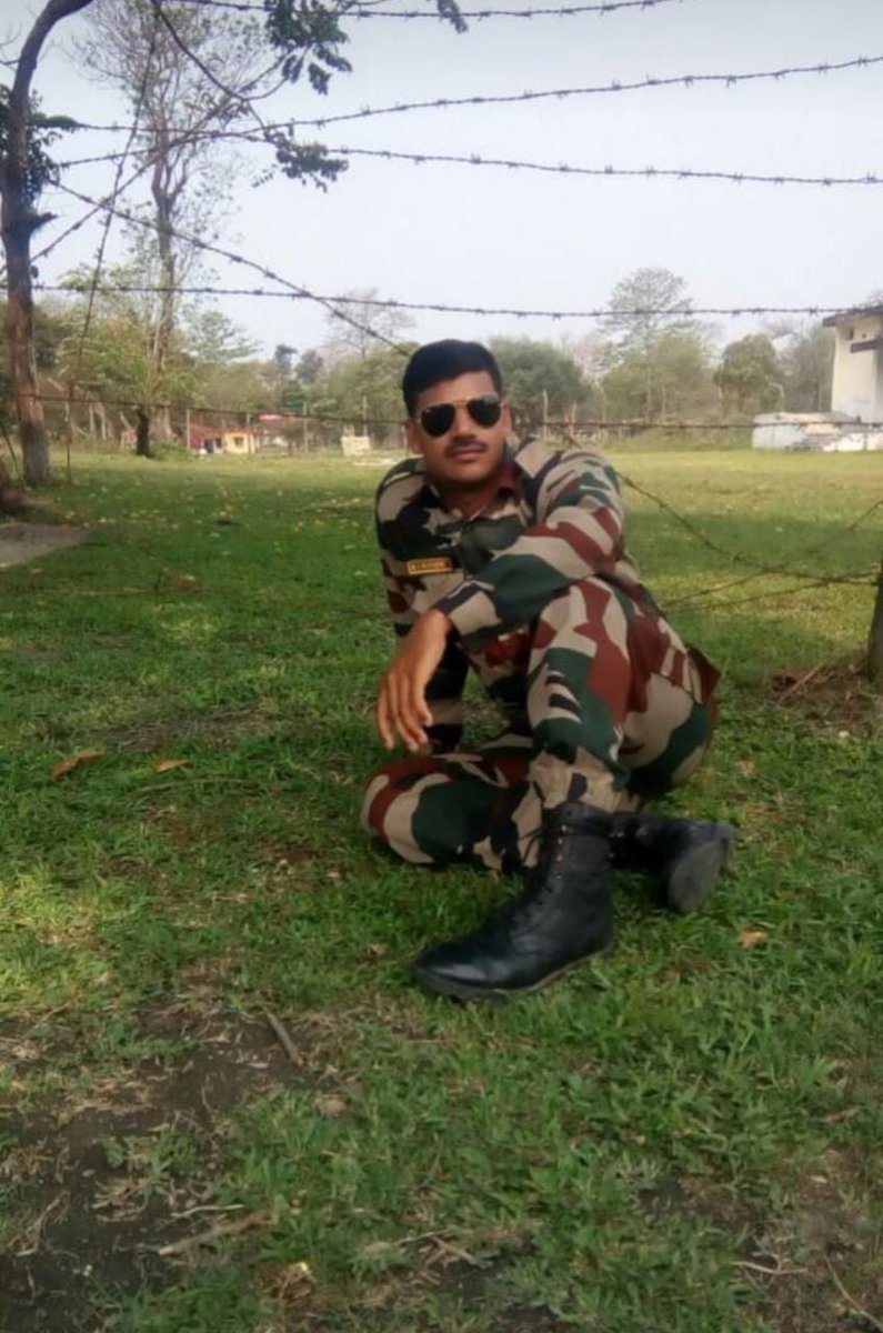 Bannabhupendra7's tweet photo. It is very heart-wrenching news, today, while serving in our Indian Army, elder brother Banwari Lal Rathore, village Diwankhedi (Soyat) attained martyrdom.  Tribute to his martyrdom.  May God give courage to the family in this difficult situation.
Jay hind💯🇮🇳🙏 https://t.co/PYMDnqdMs1