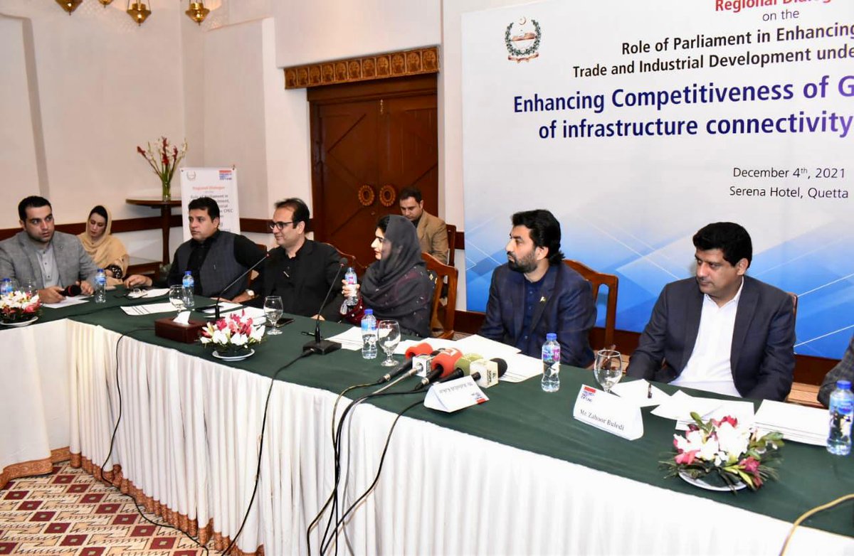ZahoorBuledi's tweet photo. Honoured as Chief Guest of Regional Dialogue on the Role of Parliament in Enhancing Investment, Trade and Industrial Development under CPEC in Balochistan province. Balochistan needs to be prioritised in all projects since it is crown jewel of multi-billion CPEC. https://t.co/dIxw2im2Uz