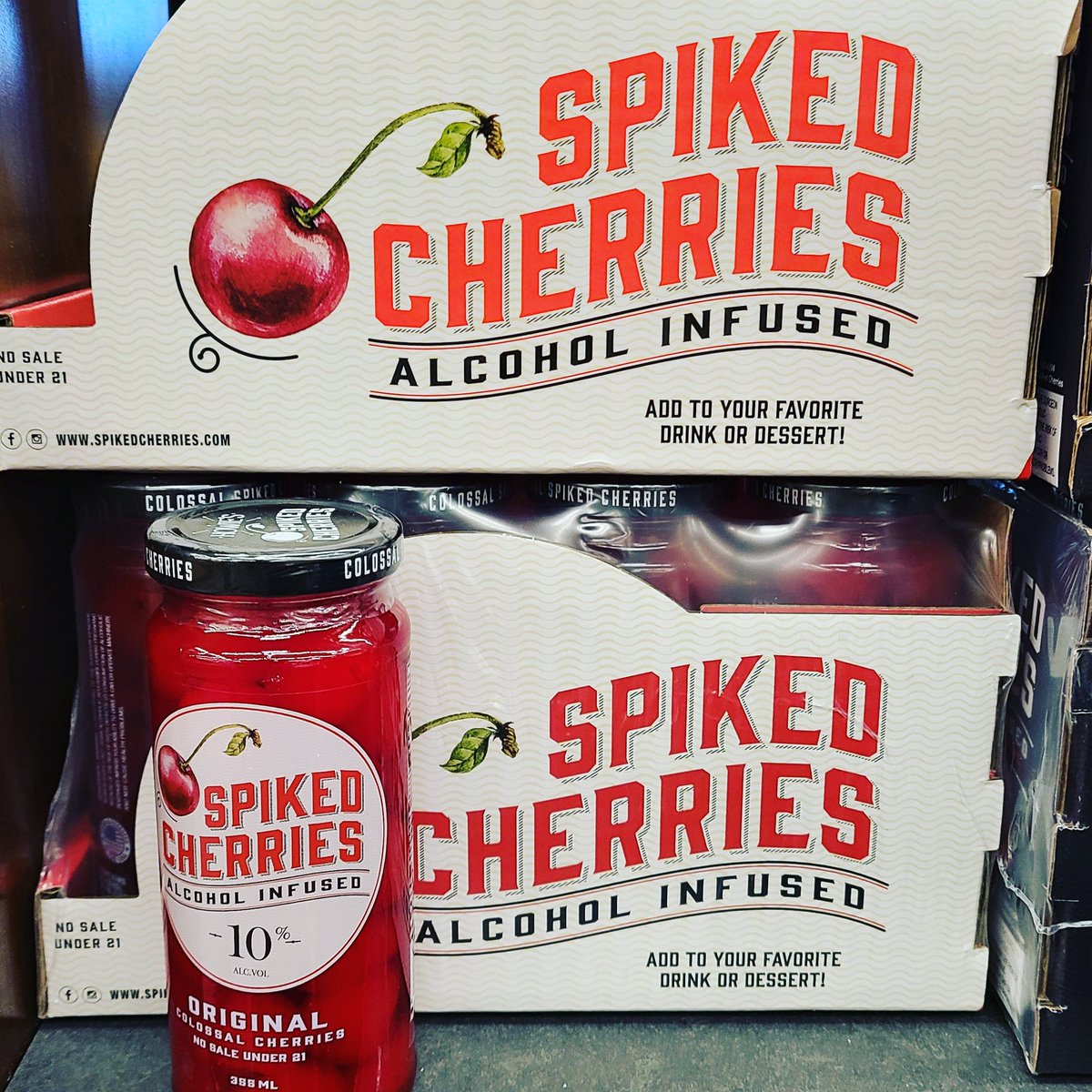 Keith369Freedom's tweet photo. Great Morning Superstars 🌤📱🦨⛩⛵
Have a Spiked Saturday 🎉🤘🍒🍹🙏
"It tastes like water spiked with strange." Mary Roach
#Spiked #Strange #Water #Tastes #Alcohol #Infused #Humor #Science #MaryRoach #NextLevel #Freedom #Success #WeDoTheWork #DuesPaid #IAm1stPhorm https://t.co/5WF4Mxpjq8