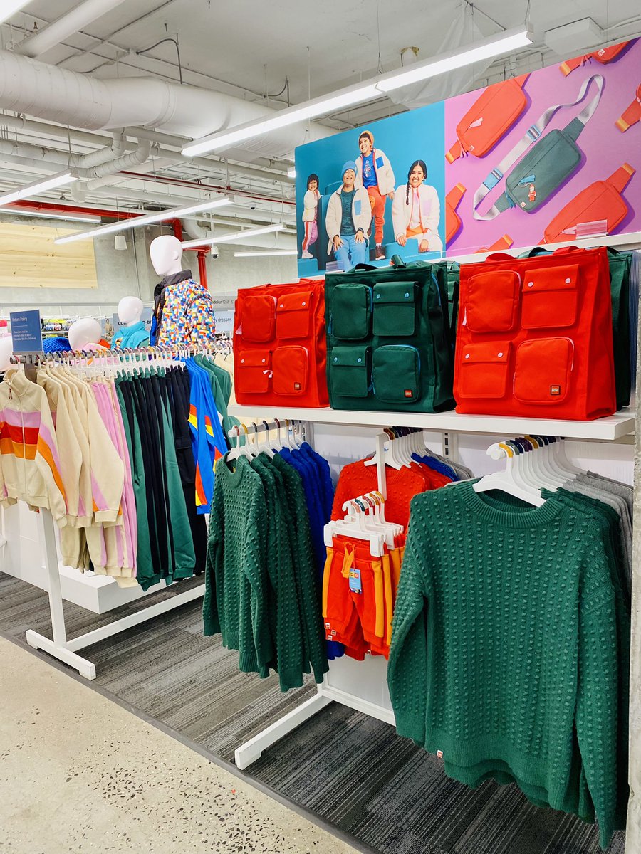 LEGO for target has officially arrived to T-3334! A super fun and colorful collection that you and the family can’t  miss. @target <a href="/tcordara/">Thomas Cordara</a> <a href="/annamok/">Anna Mok</a> <a href="/StevenRosini/">Steven Rosini</a>
