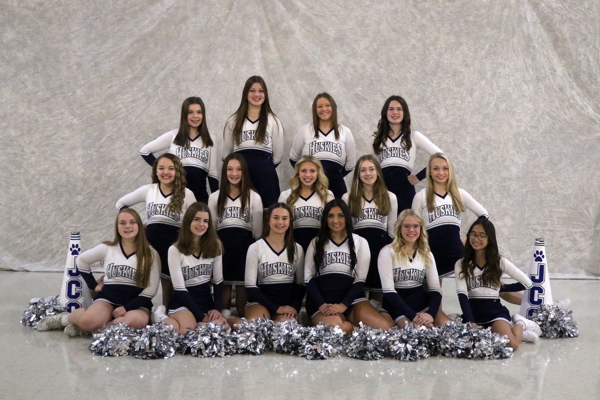 PilotSports's tweet photo. The JCC competition cheerleading team opens its season today with a meet in Prior Lake. https://t.co/8uQ5noDZqk