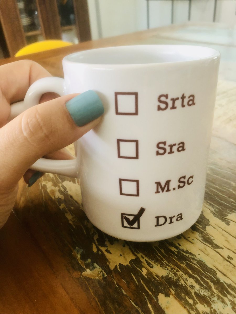 cel_marvel's tweet photo. Hoje meu café está mais saboroso!!!!

“Diga espelho meu, se há na avenida alguém mais feliz que eu” 🎼 

Só para constar: Dr é quem tem doutorado 🤣🤣🤣🤣 https://t.co/xgXMaWNyn1