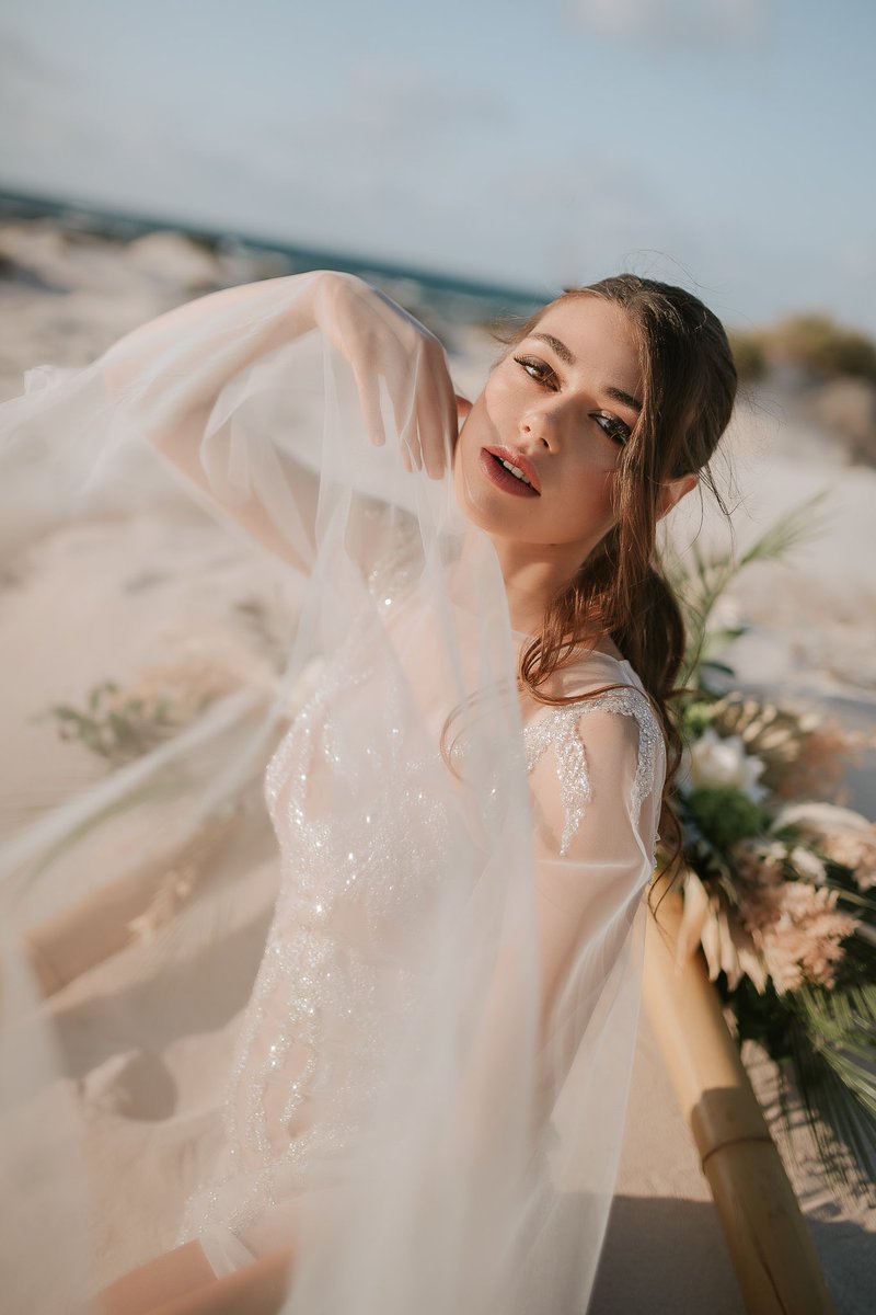 WeddingSabine's tweet photo. Need some summer inspiration before Christmas? Well, today I am bringing you warm summer at Christmas . If winter is not your favourite season follow me in this bridal editorial sand dunes wedding inspiration. Golden sands and spectacular sunsets galore on Fuerteventura. https://t.co/JZu3oM41Rh