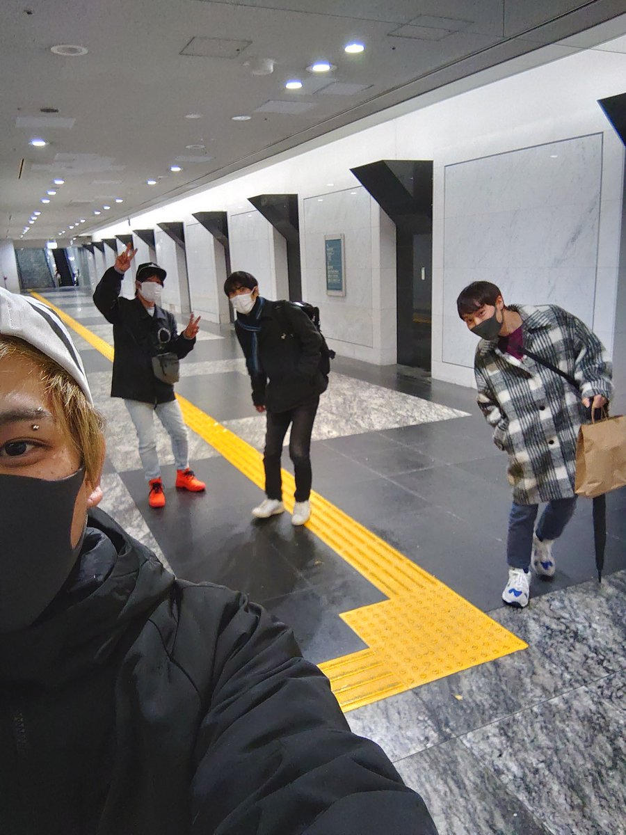 RPM20181110's tweet photo. 水都音楽祭から2週間
やっと打ち上げです。

年内、ライブ予定は決まってないですが曲作りに励んでいきます。

乞うご期待！ https://t.co/E4RJ802qdT