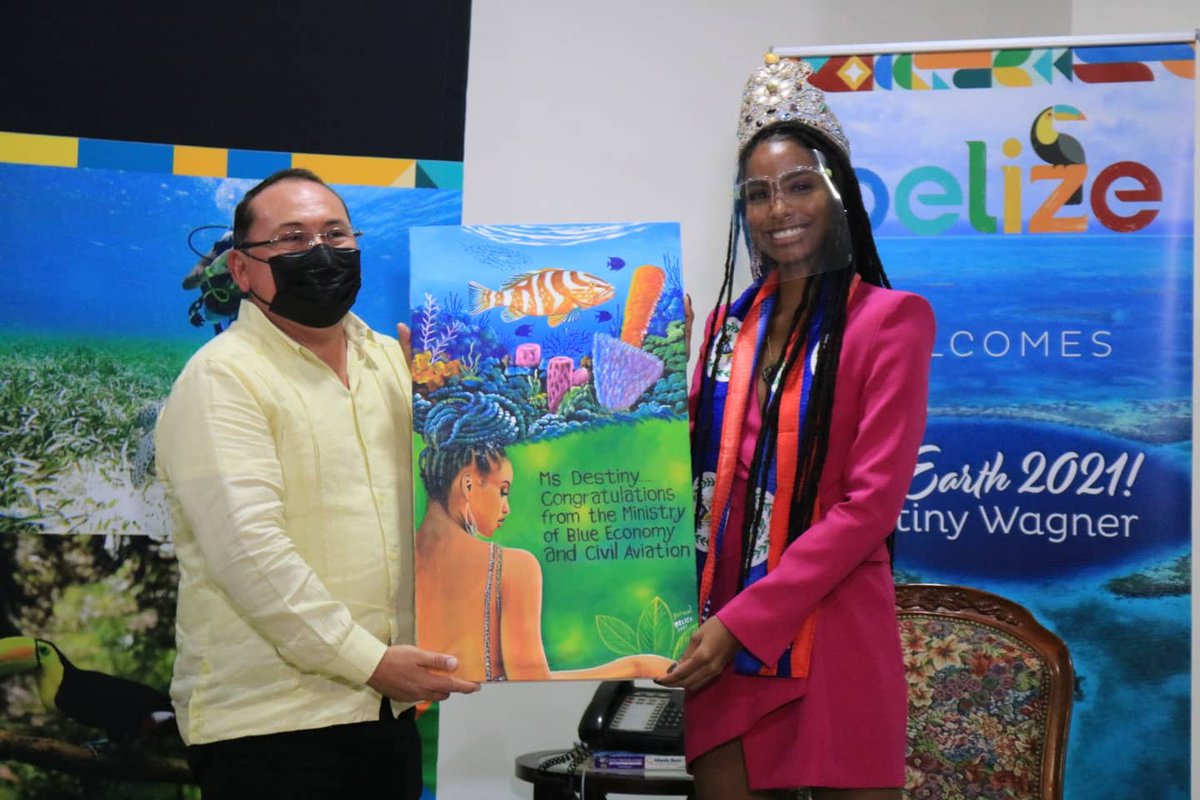 gobpressoffice's tweet photo. #MissEarth Destiny Wagner is home! 👑🌎 Hon. Andre Perez, Minister of Blue Economy &amp; Civil Aviation, CEO Kennedy Carrillo, Mayor Wagner &amp; the Bze CitCo, BTB, &amp; the Wagner Family welcomed Destiny to #Belize during a small ceremony at the PGIA. Welcome home, @destinyewagner ! 🇧🇿💖 https://t.co/ZhFbspEvEn
