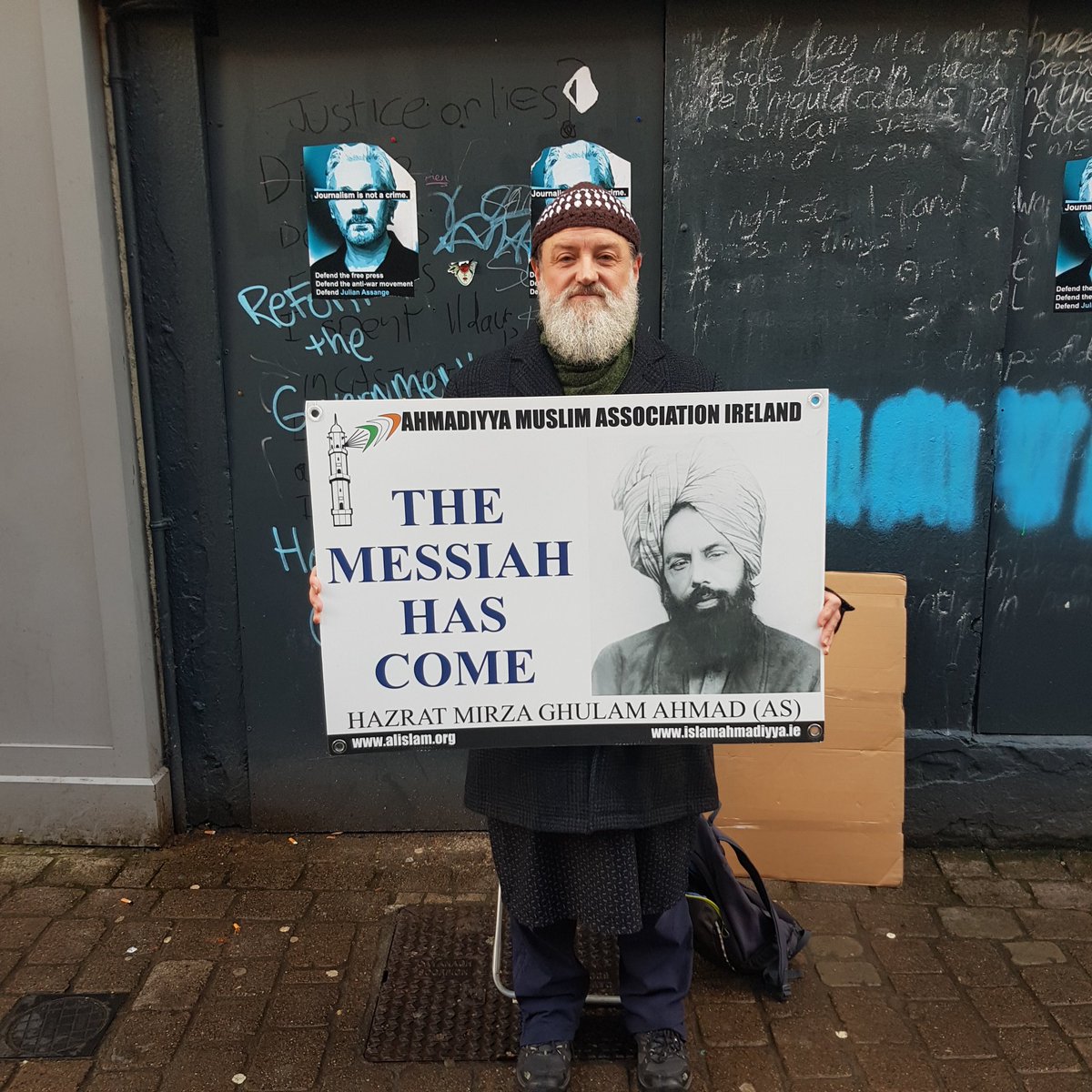Alhamdulillah out on the high street conveying the message the Promised Messiah has come