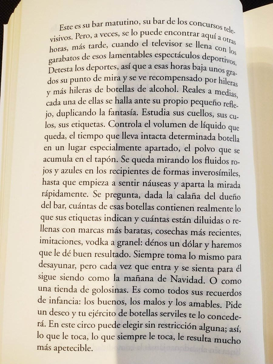 ladylibrorojo's tweet photo. "...cada vez que entra y se sienta para él sigue siendo como la mañana de Navidad. O como una tienda de golosinas. Es como todos sus recuerdos de infancia: los buenos, los malos y los amables"
#LeavingLasVegas #JohnOBrien

Estoy conociendo a #Ben. Y #ainss💔 https://t.co/PZQJRCNd4c
