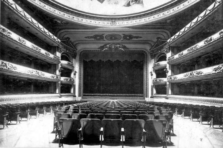 deepbuenosaires's tweet photo. #teatrograndsplendid #ateneograndsplendid #radiograndsplendid #grandsplendidtheatre #historiasdebsas #arquitecturadebuenosaires @deepbuenosaires #buenosaires #buenosairesciudad #buenosairescity #buenosairesphoto #mifotoenbaires #miradaporteña #cityphotography https://t.co/j0LWW50D4D