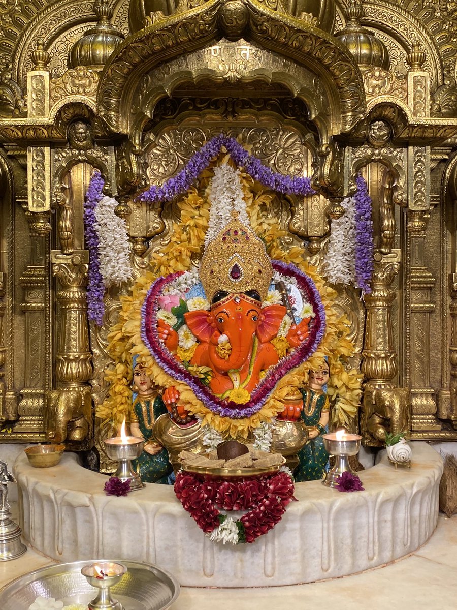 SVTMumbai's tweet photo. 🙏गणपती बाप्पा मोरया 🌺मंगलमूर्ती मोरया 🙏०४/१२/२०२१ https://t.co/qYdqxDPkHO