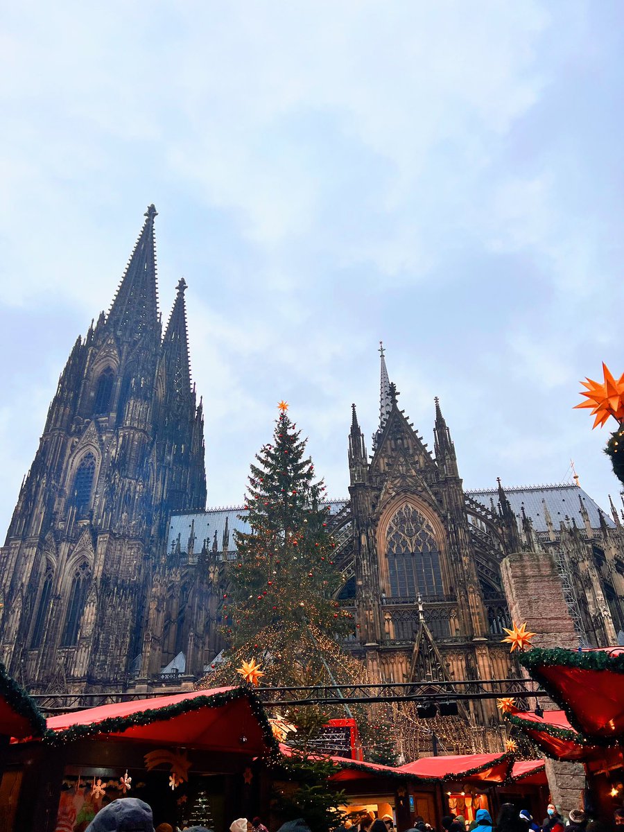 arkadaslarimla gunubirlik almanya’ya geldik🧿