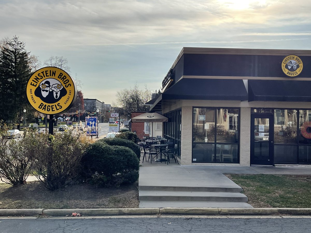 fallschurchview's tweet photo. Sad news: An employee of the Einstein Brothers Bagels on Broad Street tells me that the store will be closing permanently on Tuesday. A Five Guys burgers will replace it. https://t.co/LhmC6IFVw4