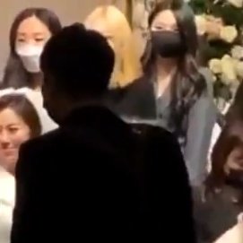 daisyjyo's tweet photo. *crying in the corner* https://t.co/XRoB0iGN7I